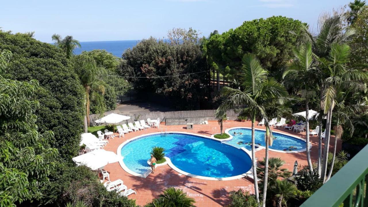 Adele'S Apartment - Mulinia Residence Acireale Εξωτερικό φωτογραφία